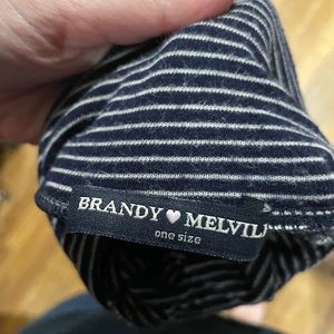 Brandy Melville turtle neck